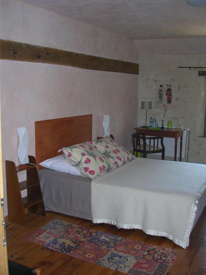 La Maison Des Aubees Remalard Exterior photo